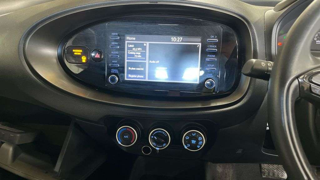 2023 TOYOTA AYGO X 2023 TOYOTA AYGO X