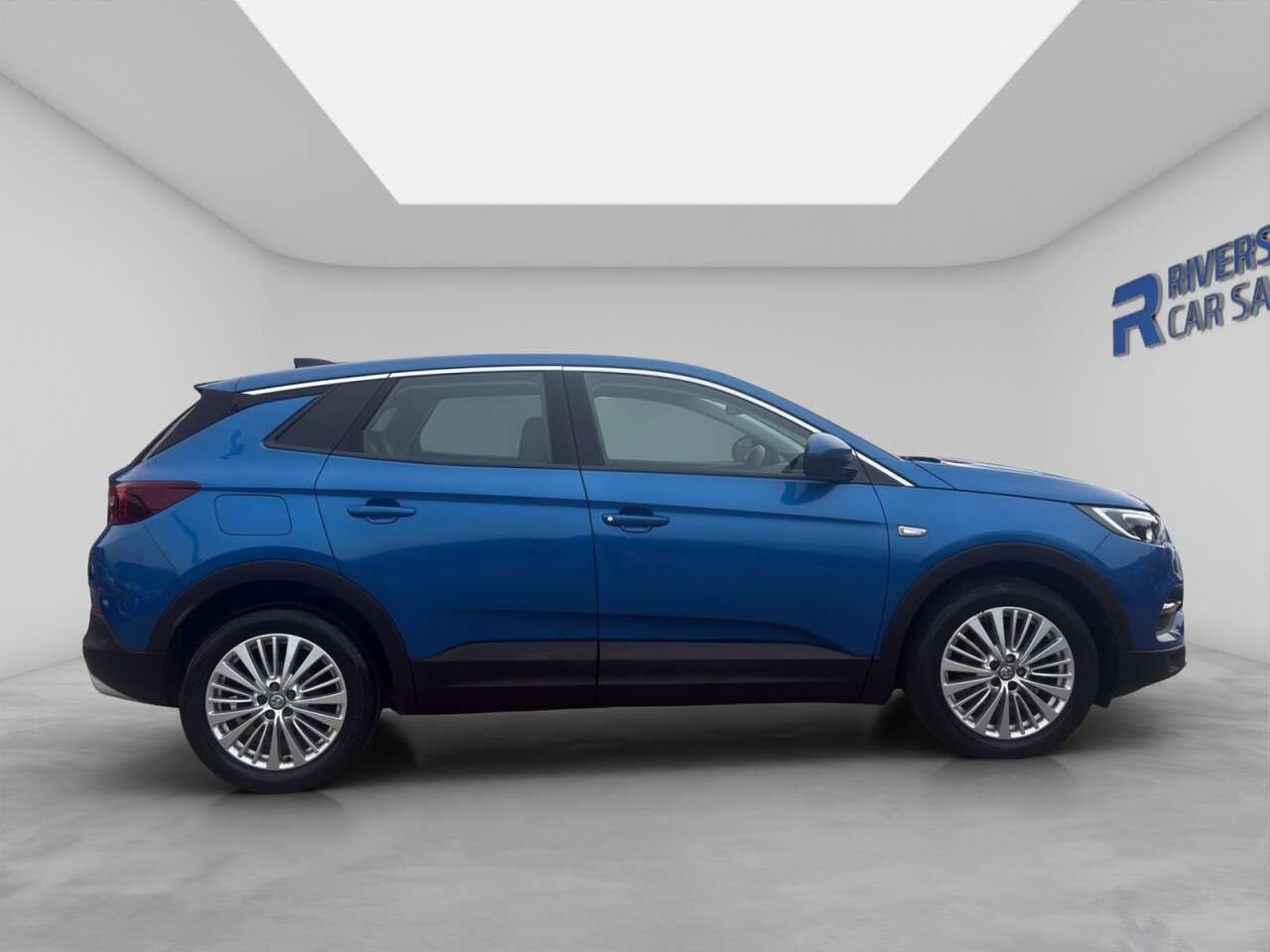 A 2020 VAUXHALL GRANDLAND X 1.5 Turbo D Business Edition Nav SUV 5dr Diesel Manual Euro 6 (s/s) (130 ps A 2020 VAUXHALL GRANDLAND X 1.5 Turbo D Business Edition Nav SUV 5dr Diesel Manual Euro 6 (s/s) (130 ps