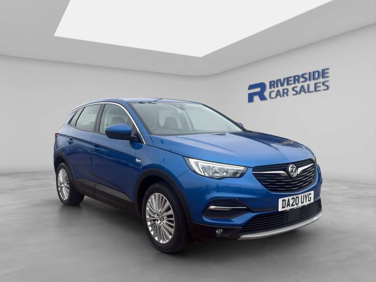 A 2020 VAUXHALL GRANDLAND X 1.5 Turbo D Business Edition Nav SUV 5dr Diesel Manual Euro 6 (s/s) (130 ps A 2020 VAUXHALL GRANDLAND X 1.5 Turbo D Business Edition Nav SUV 5dr Diesel Manual Euro 6 (s/s) (130 ps