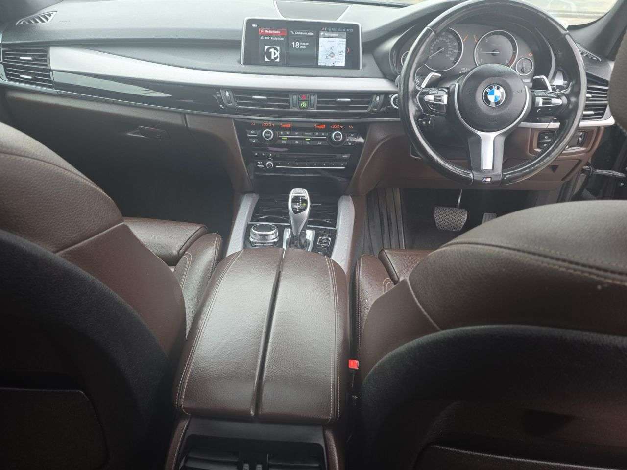 A 2018 BMW X5 3.0 30d M Sport SUV 5dr Diesel Auto xDrive Euro 6 (s/s) (258 ps) A 2018 BMW X5 3.0 30d M Sport SUV 5dr Diesel Auto xDrive Euro 6 (s/s) (258 ps)