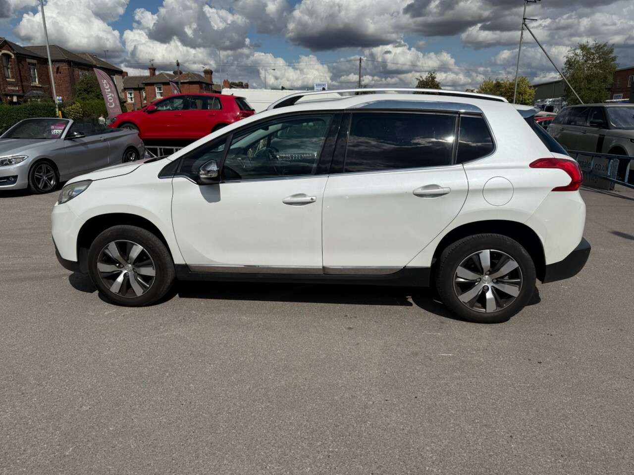 2014 PEUGEOT 2008 2014 PEUGEOT 2008