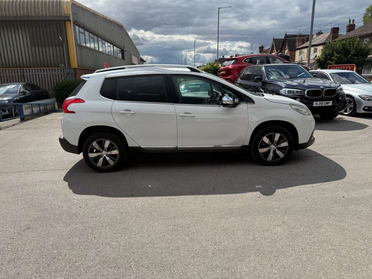 2014 PEUGEOT 2008 2014 PEUGEOT 2008