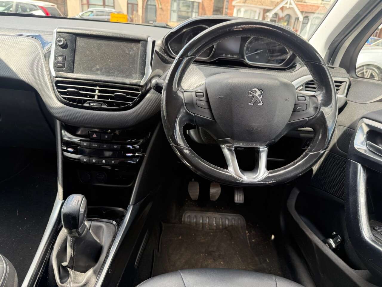 2014 PEUGEOT 2008 2014 PEUGEOT 2008