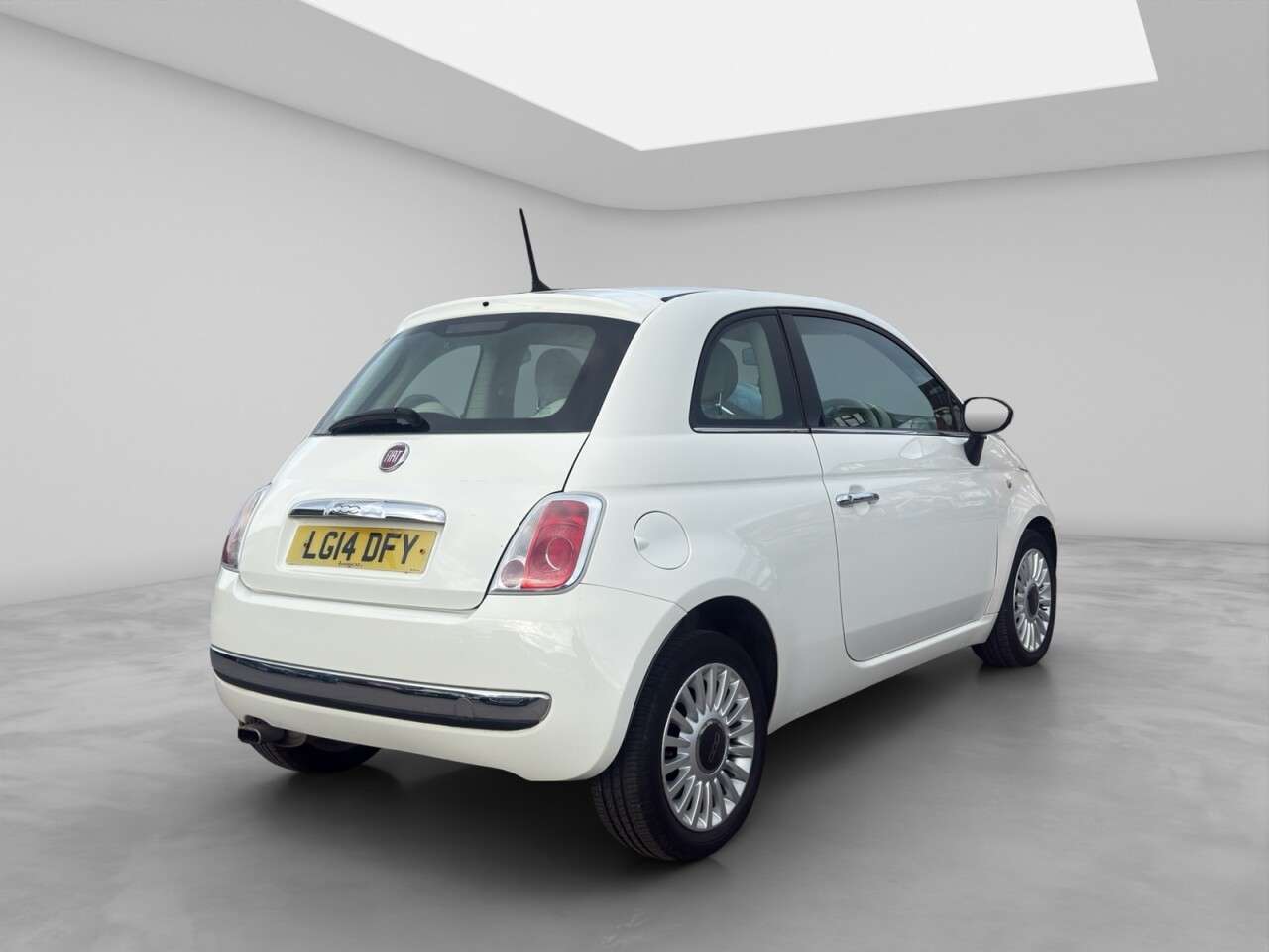 2014 FIAT 500 2014 FIAT 500