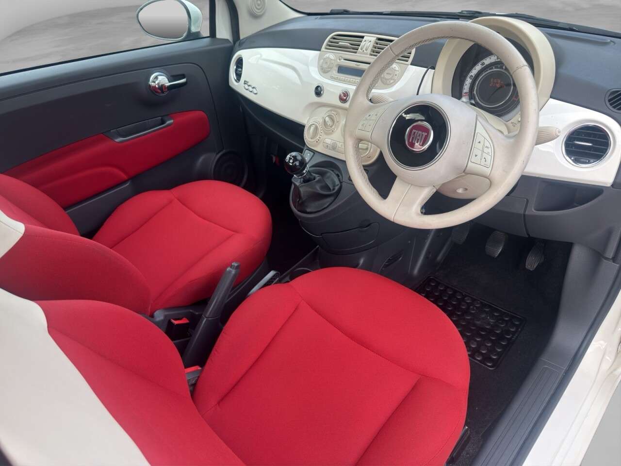 2014 FIAT 500 2014 FIAT 500