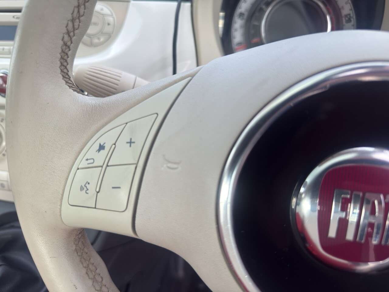 2014 FIAT 500 2014 FIAT 500