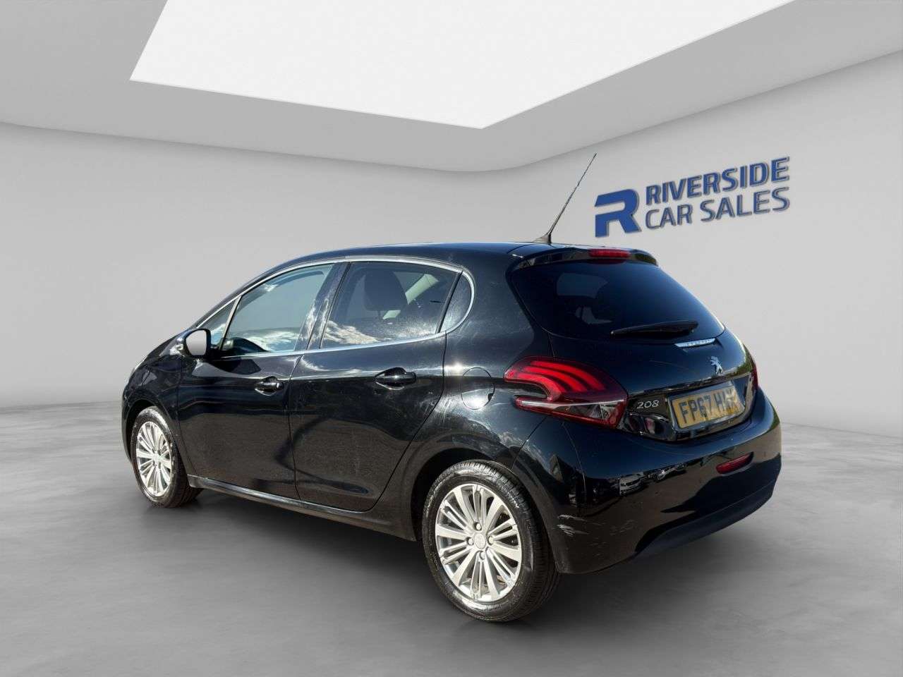 2017 PEUGEOT 208 2017 PEUGEOT 208