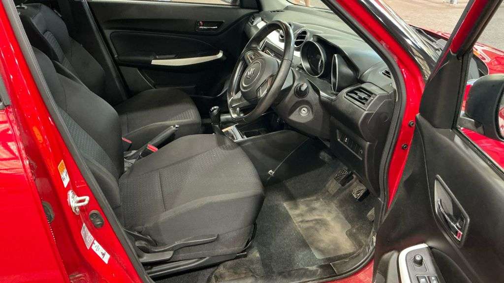 2018 SUZUKI SWIFT 2018 SUZUKI SWIFT