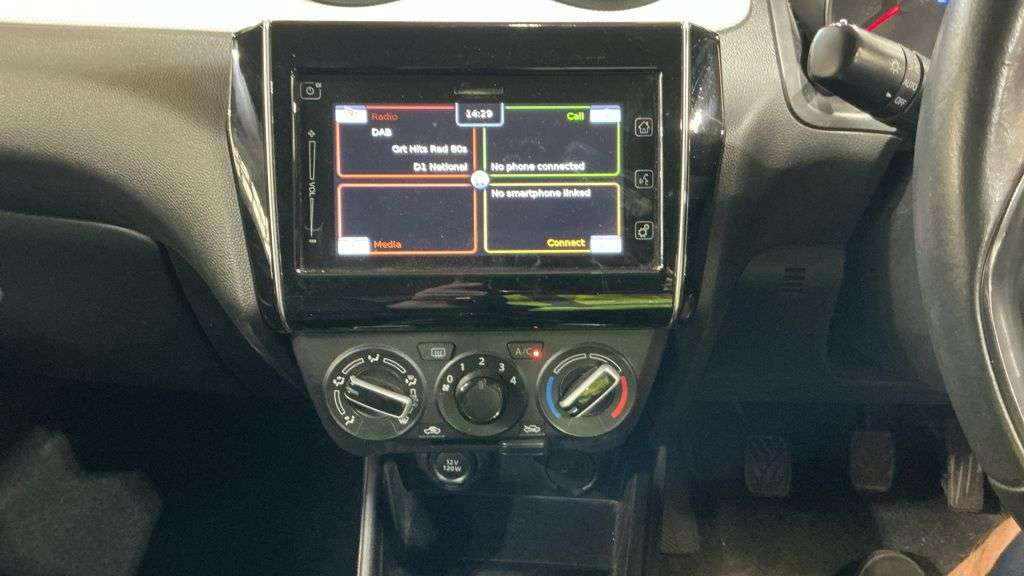 2018 SUZUKI SWIFT 2018 SUZUKI SWIFT
