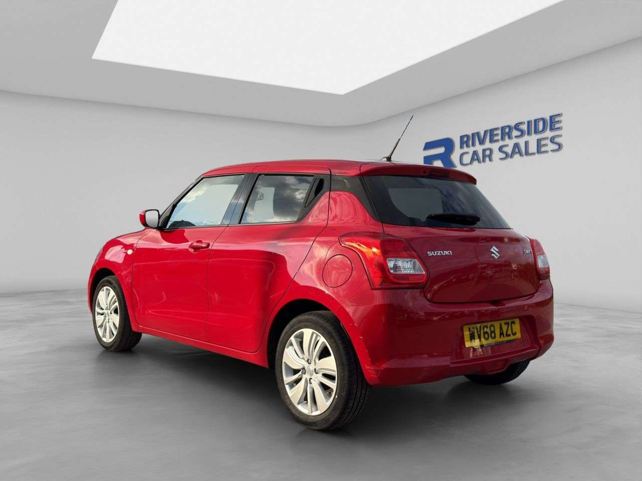 2018 SUZUKI SWIFT 2018 SUZUKI SWIFT