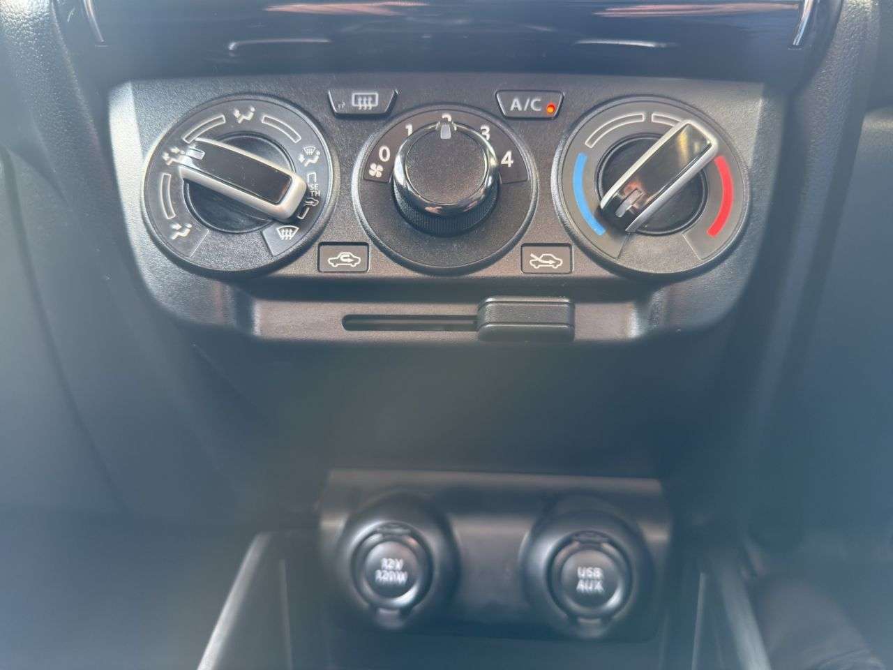 2018 SUZUKI SWIFT 2018 SUZUKI SWIFT