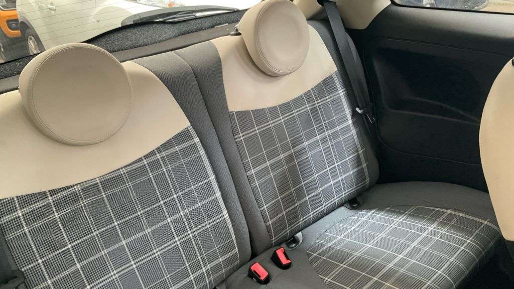2018 FIAT 500 2018 FIAT 500