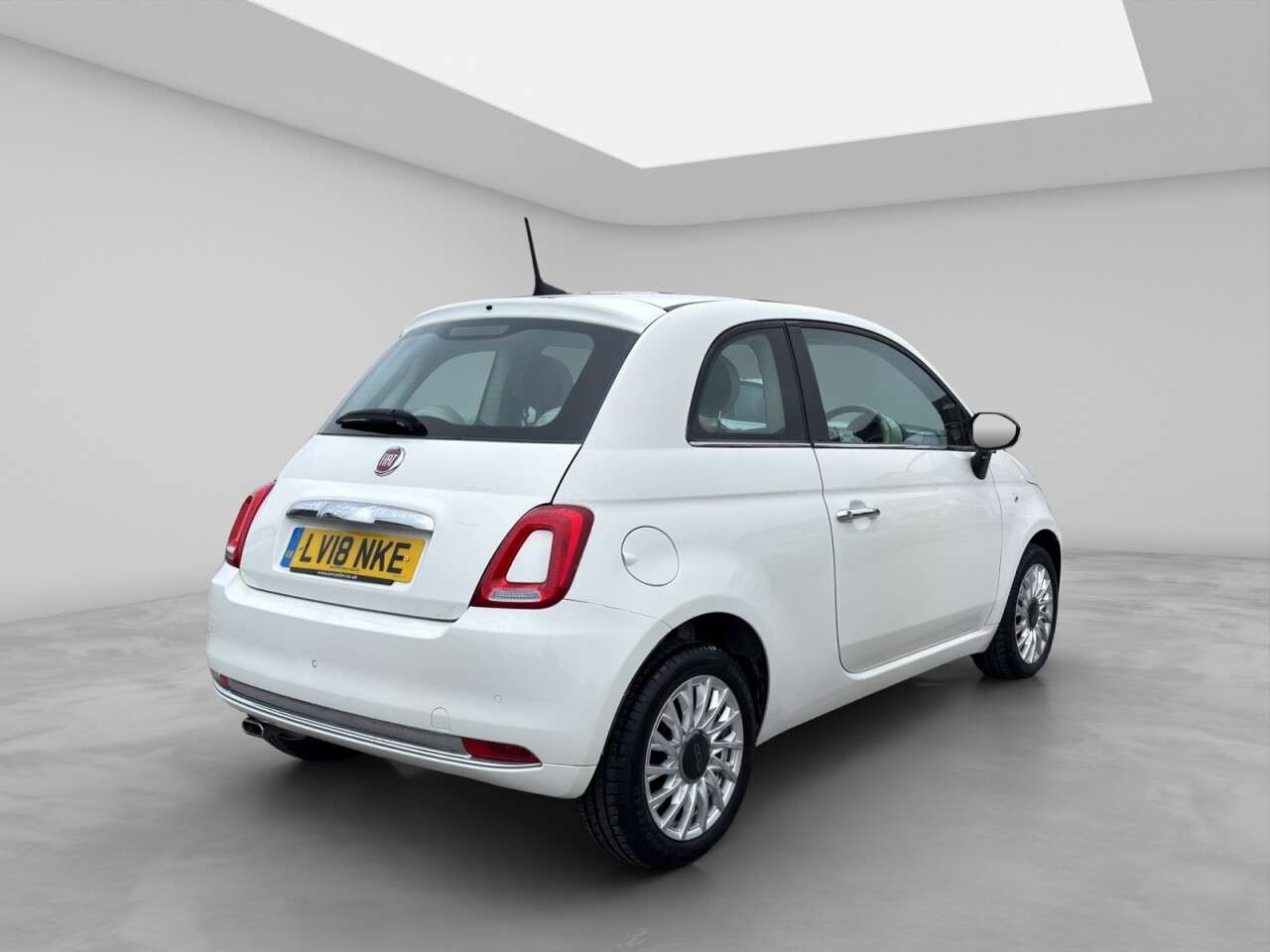 2018 FIAT 500 2018 FIAT 500