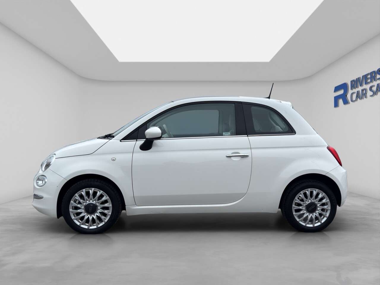 2018 FIAT 500 2018 FIAT 500