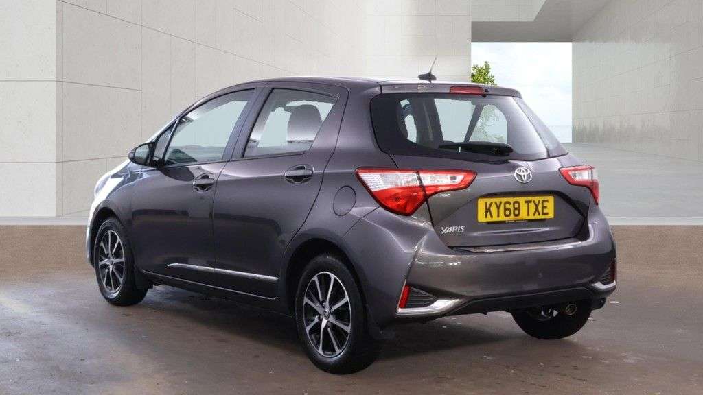 2018 TOYOTA YARIS 2018 TOYOTA YARIS
