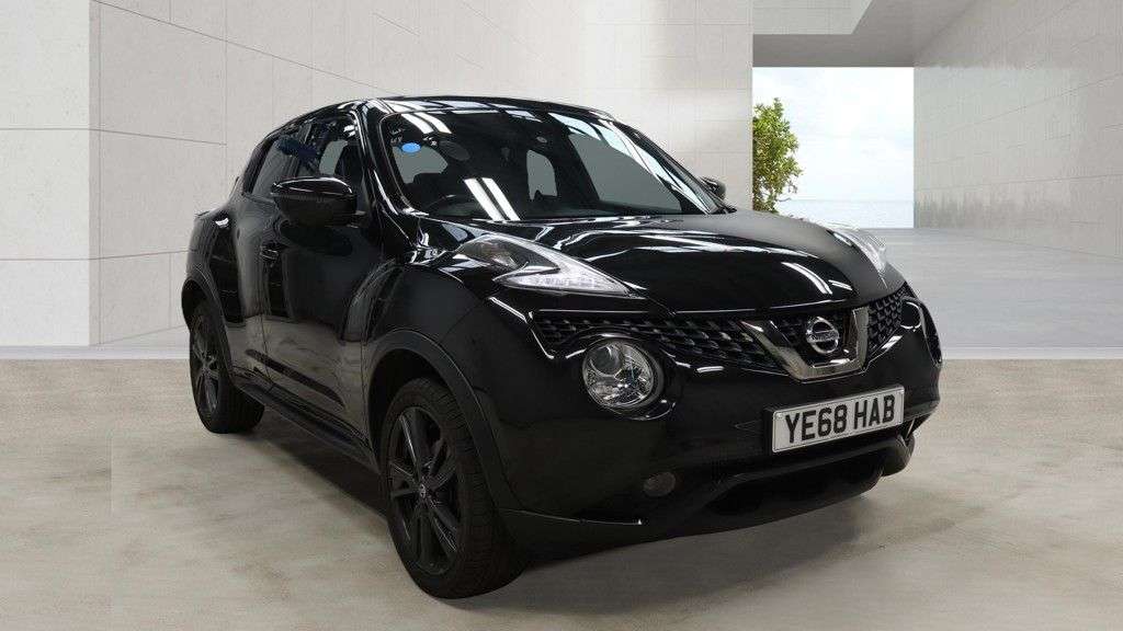 A 2018 NISSAN JUKE 1.2 DIG-T Tekna SUV 5dr Petrol Manual Euro 6 (s/s) (115 ps) A 2018 NISSAN JUKE 1.2 DIG-T Tekna SUV 5dr Petrol Manual Euro 6 (s/s) (115 ps)