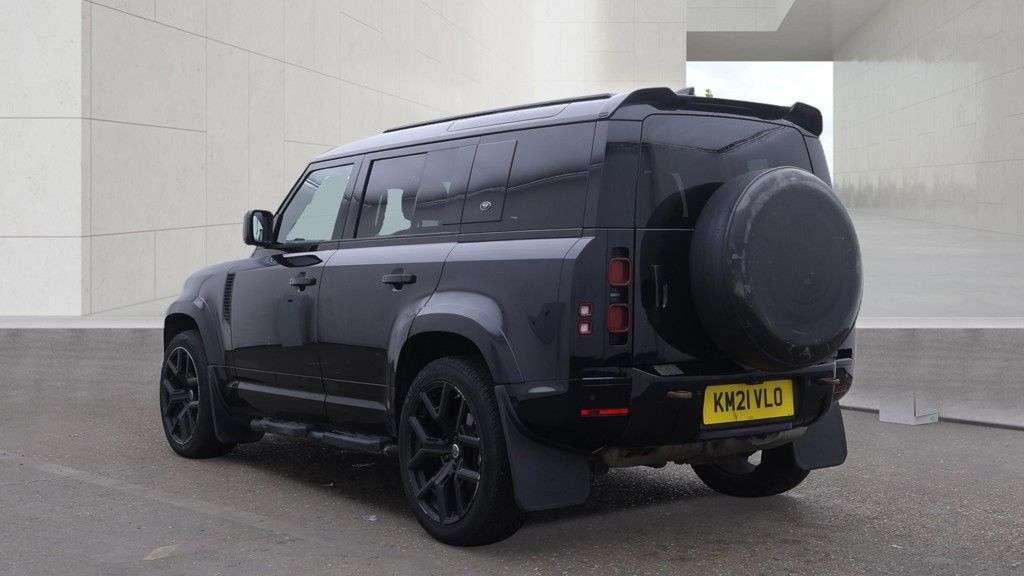 2021 LAND ROVER DEFENDER 110 2021 LAND ROVER DEFENDER 110