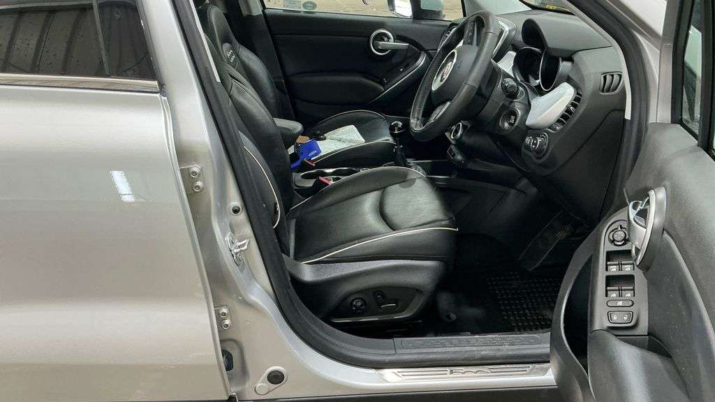 A 2017 FIAT 500X 1.4 MultiAir Lounge SUV 5dr Petrol Manual Euro 6 (s/s) (140 ps) Finance Fro A 2017 FIAT 500X 1.4 MultiAir Lounge SUV 5dr Petrol Manual Euro 6 (s/s) (140 ps) Finance Fro