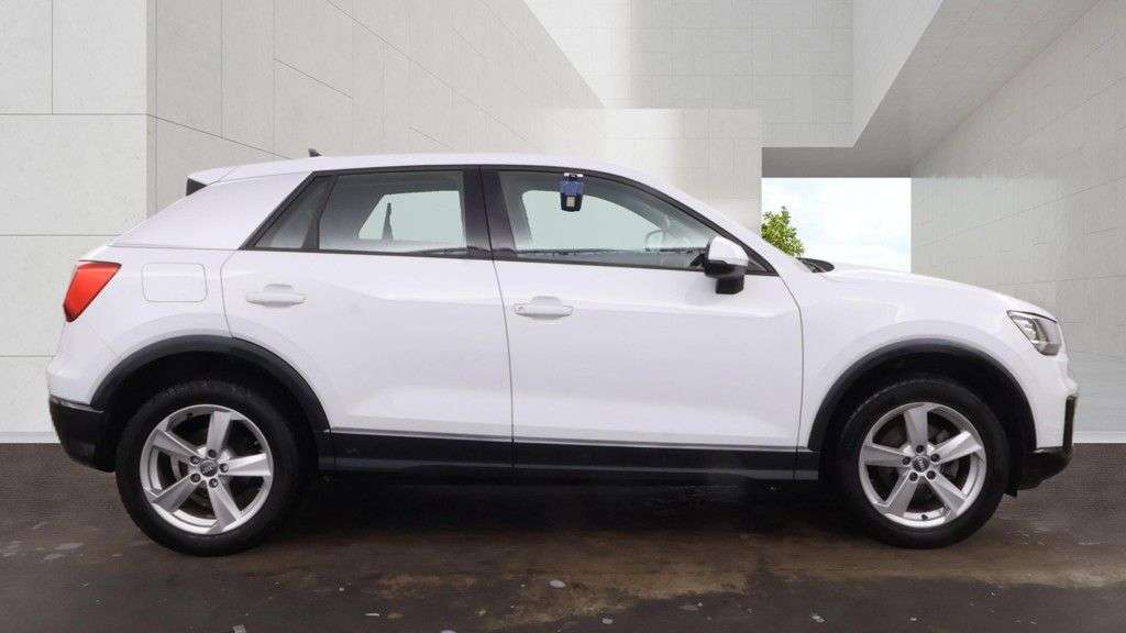 2019 AUDI Q2 2019 AUDI Q2