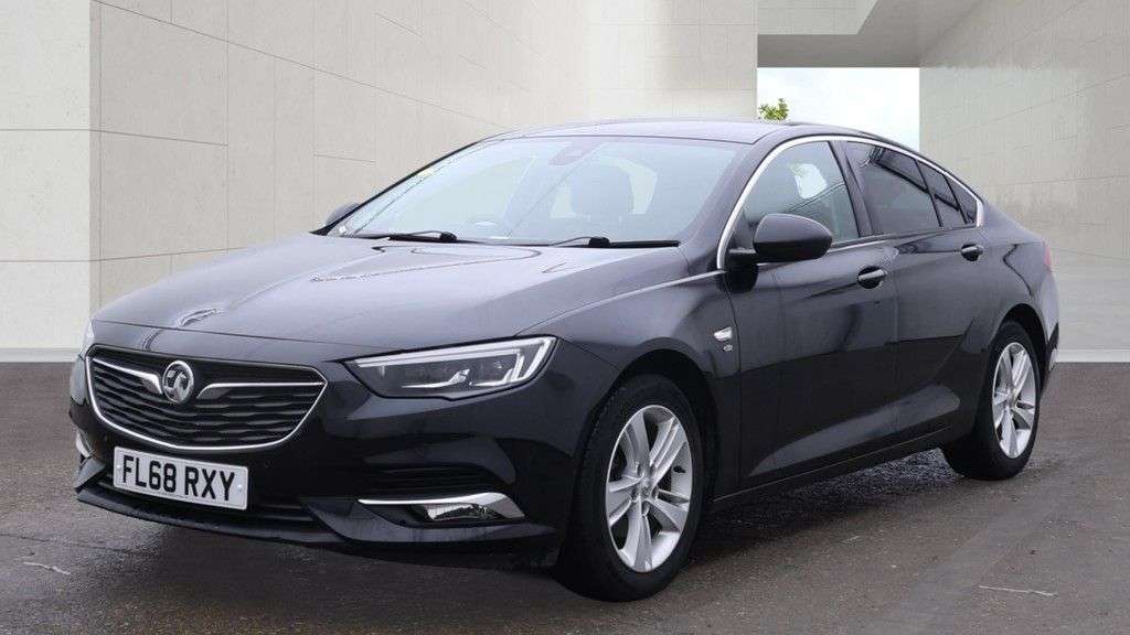 A 2018 VAUXHALL INSIGNIA 1.6 Turbo D BlueInjection Elite Nav Grand Sport 5dr Diesel Manual Euro 6 (s A 2018 VAUXHALL INSIGNIA 1.6 Turbo D BlueInjection Elite Nav Grand Sport 5dr Diesel Manual Euro 6 (s