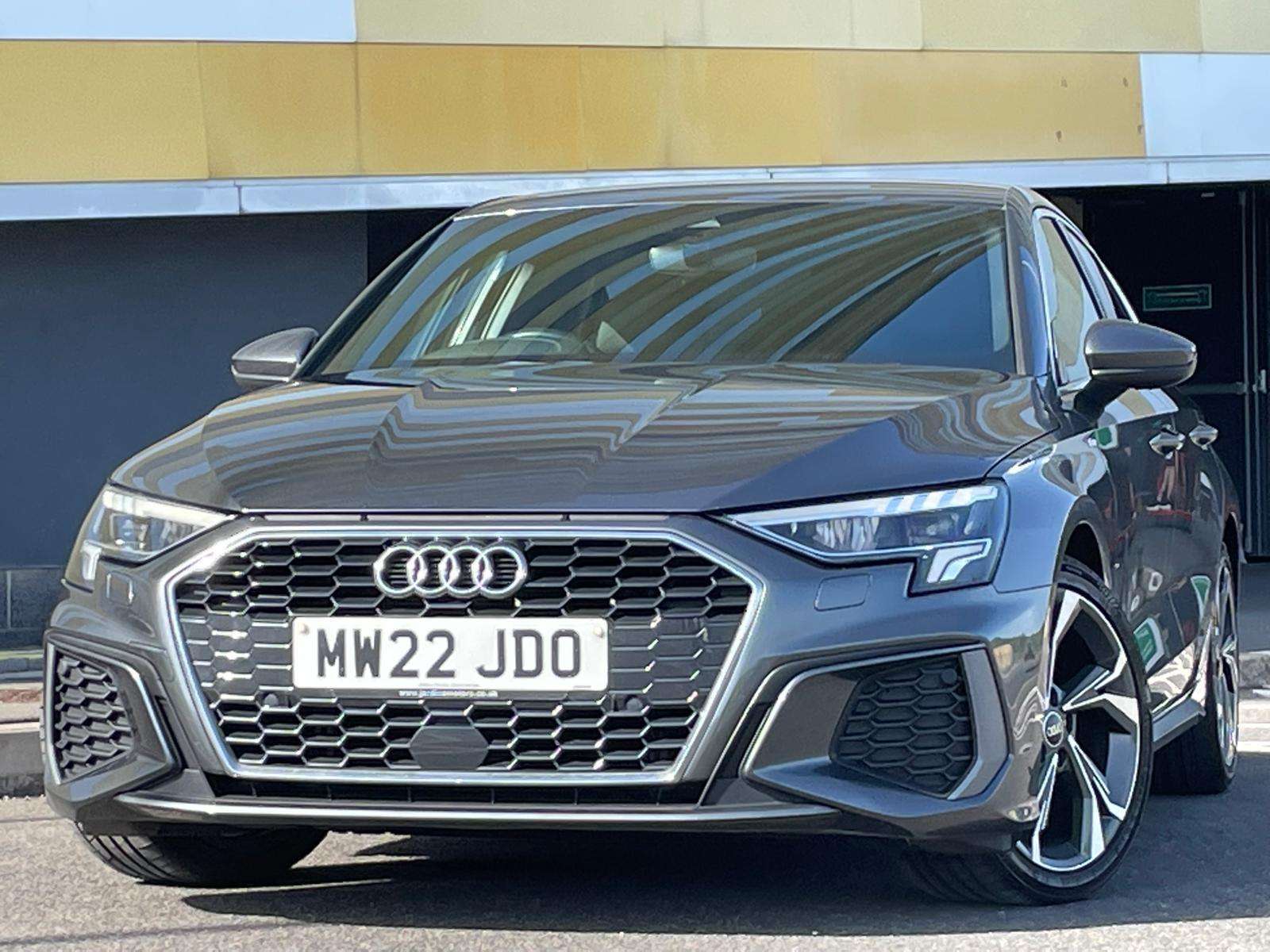 A 2022 AUDI A3 1.5 TFSI 35 S line Sportback 5dr Petrol S Tronic Euro 6 (s/s) (150 ps) A 2022 AUDI A3 1.5 TFSI 35 S line Sportback 5dr Petrol S Tronic Euro 6 (s/s) (150 ps)