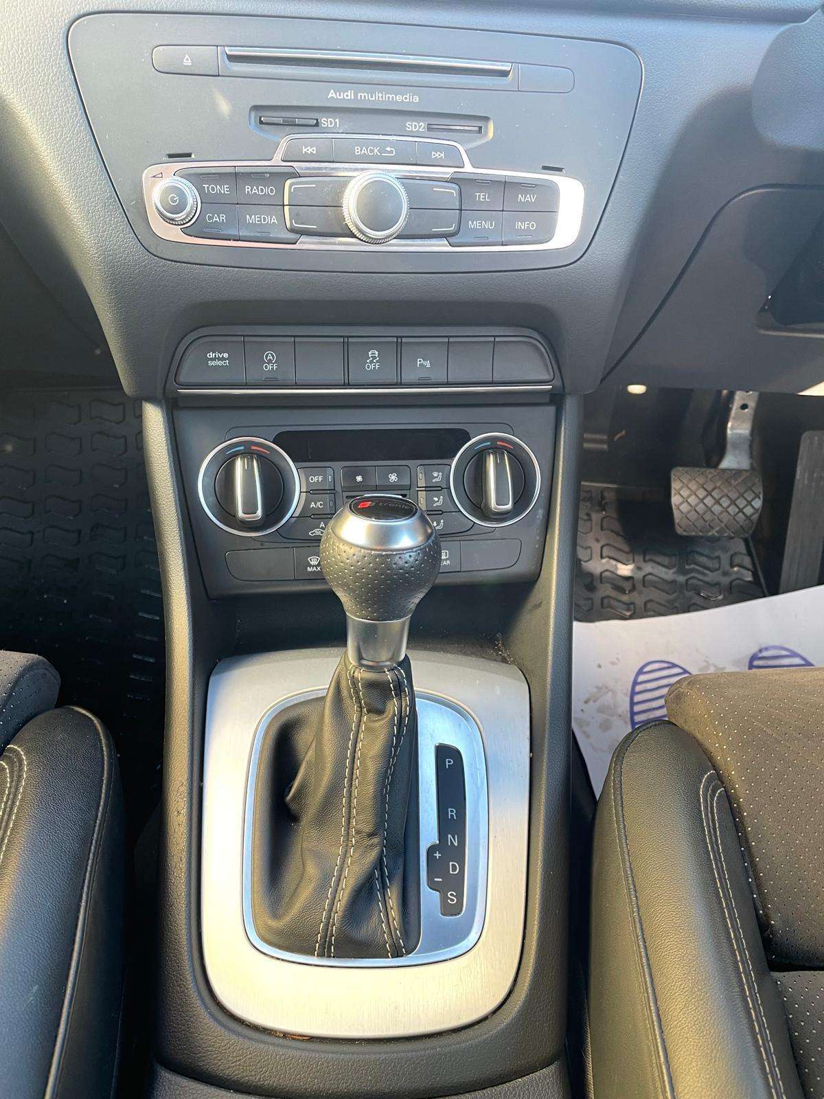 2015 AUDI Q3 2015 AUDI Q3