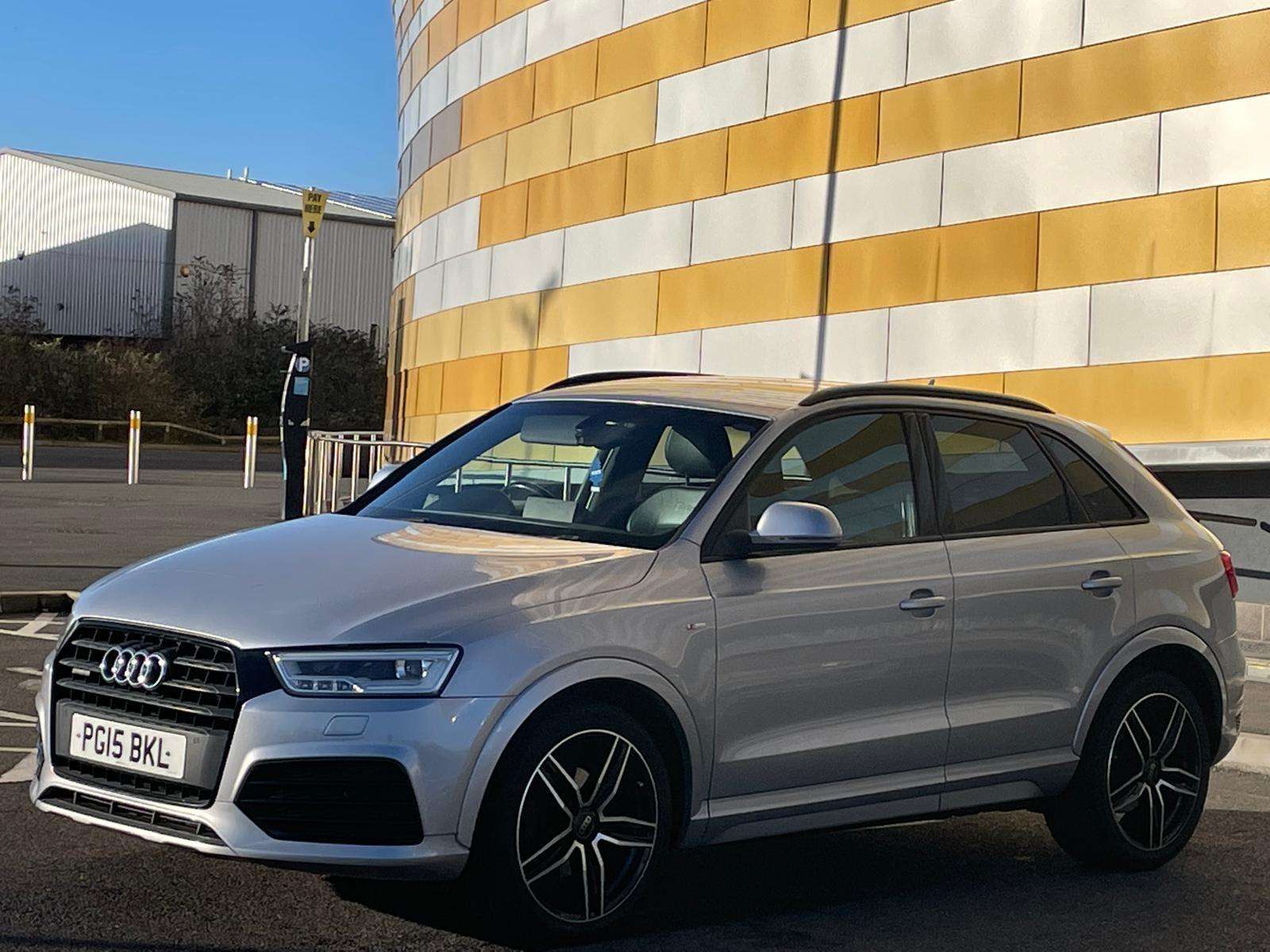 2015 AUDI Q3 2015 AUDI Q3