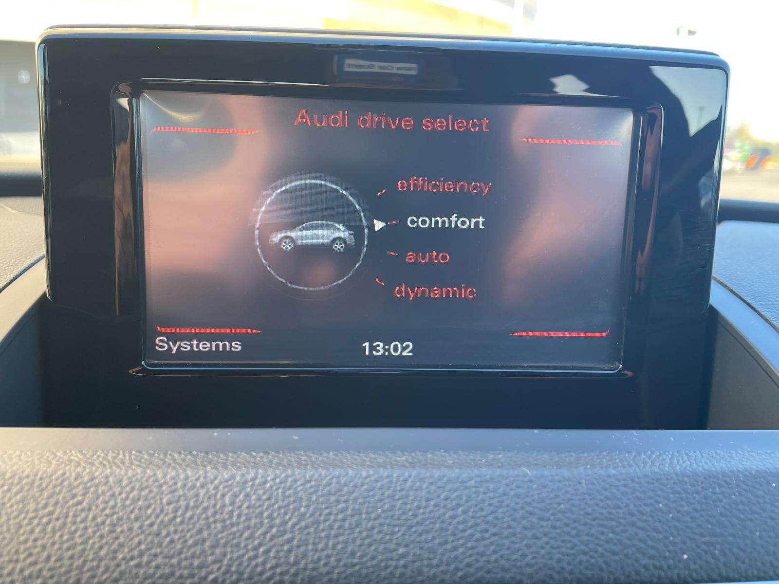 2015 AUDI Q3 2015 AUDI Q3