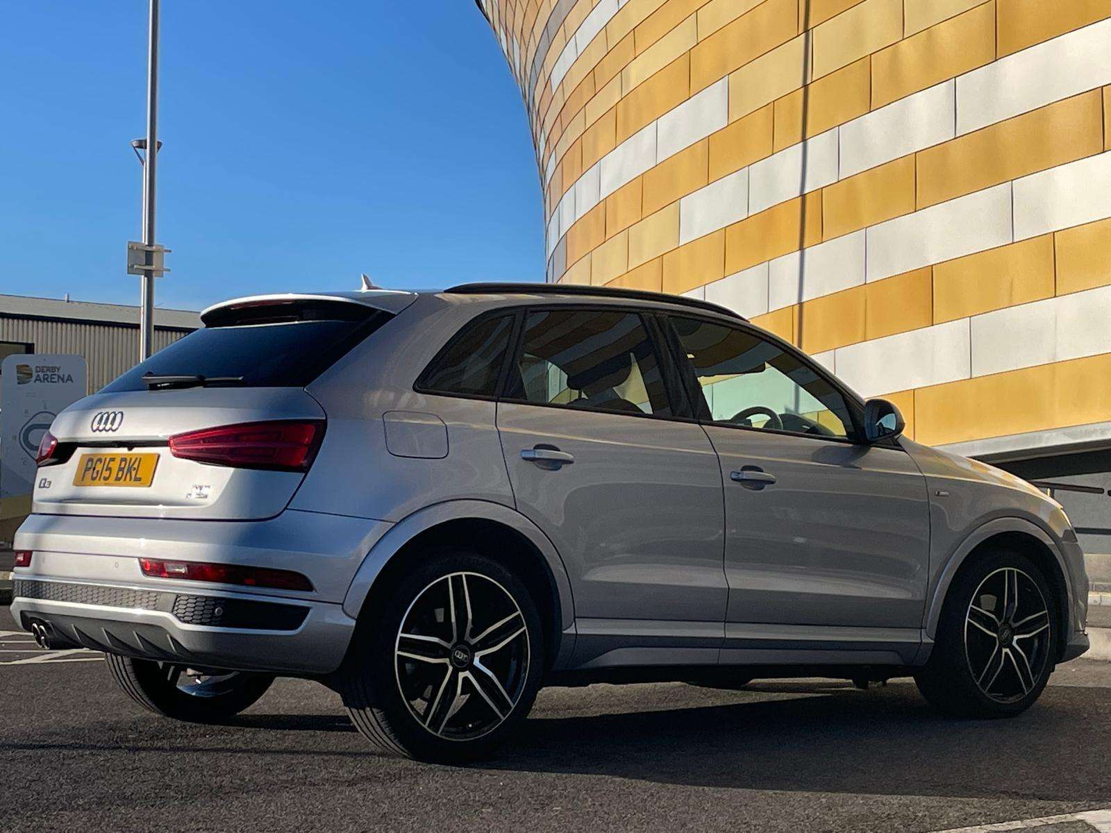 2015 AUDI Q3 2015 AUDI Q3