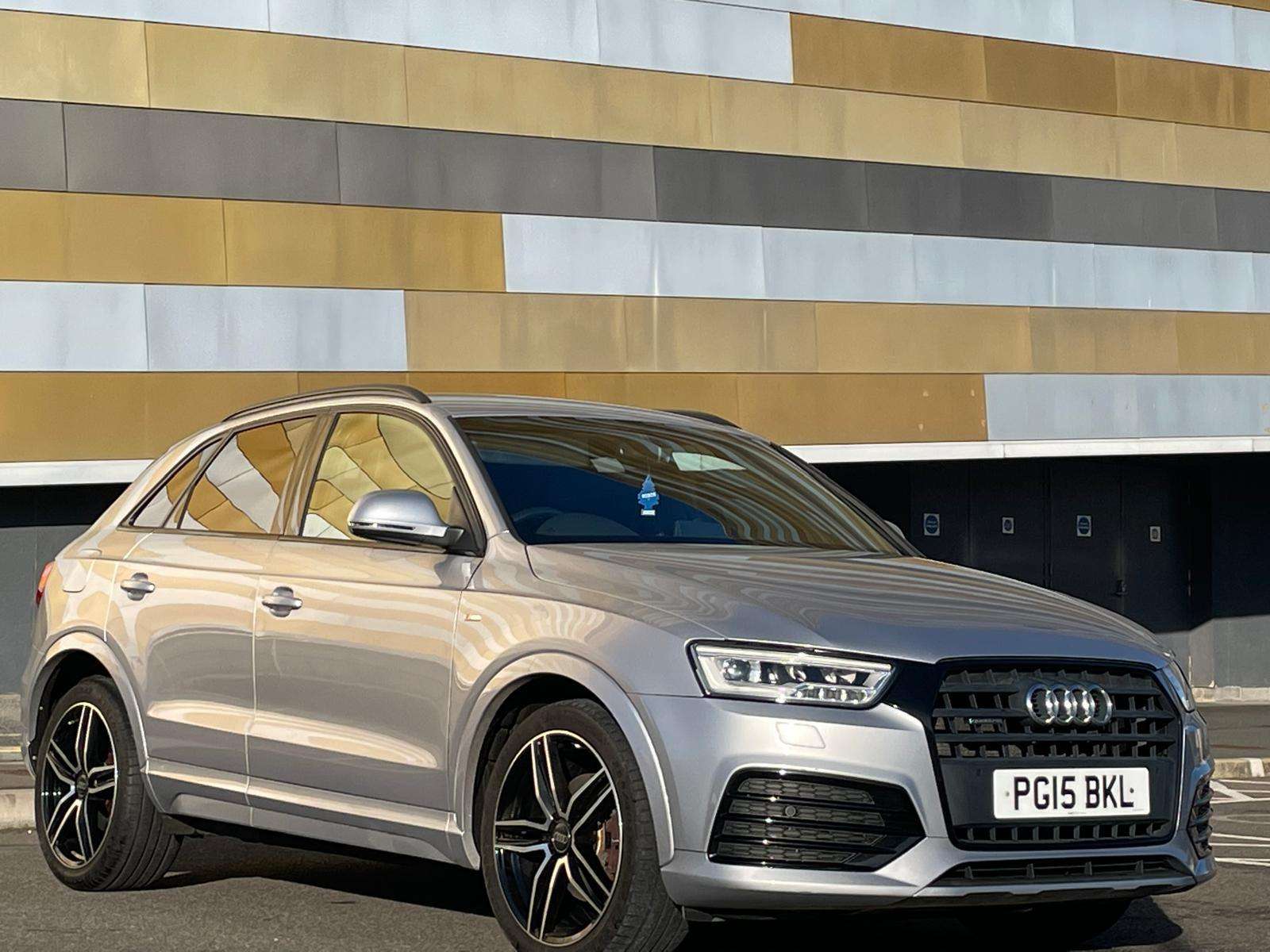 2015 AUDI Q3 2015 AUDI Q3
