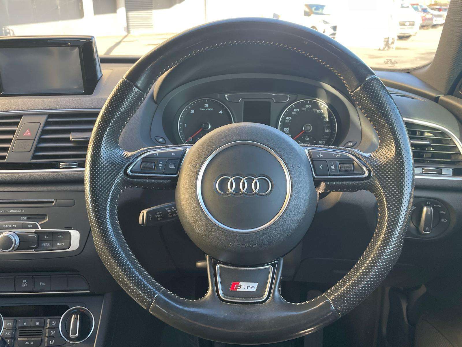 2015 AUDI Q3 2015 AUDI Q3