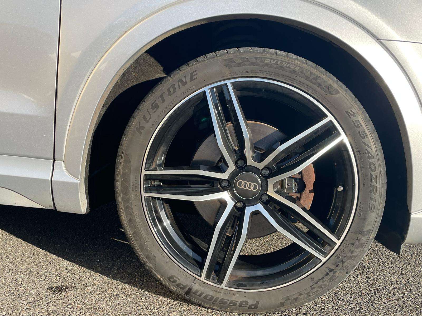 2015 AUDI Q3 2015 AUDI Q3