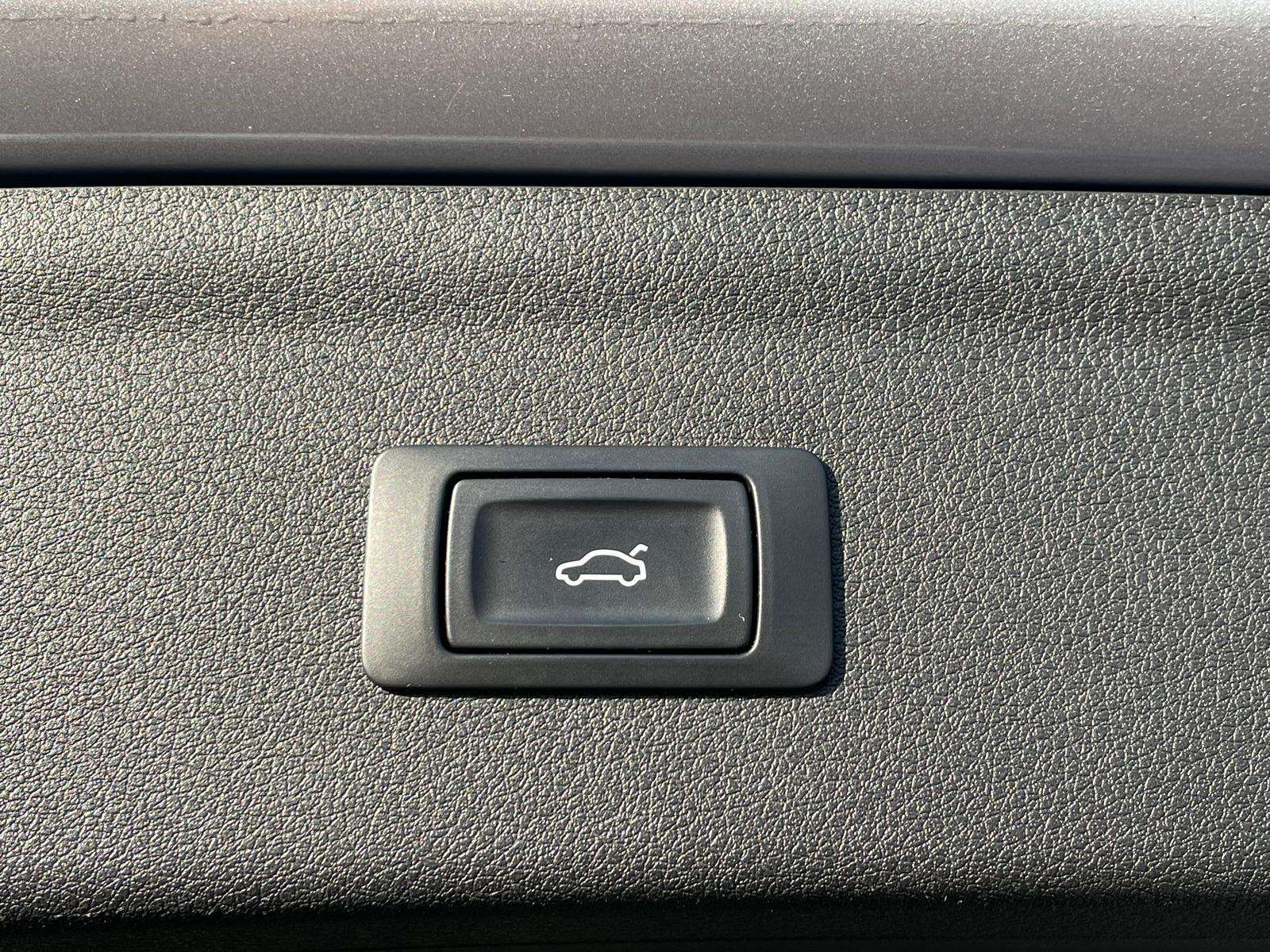 2015 AUDI Q3 2015 AUDI Q3