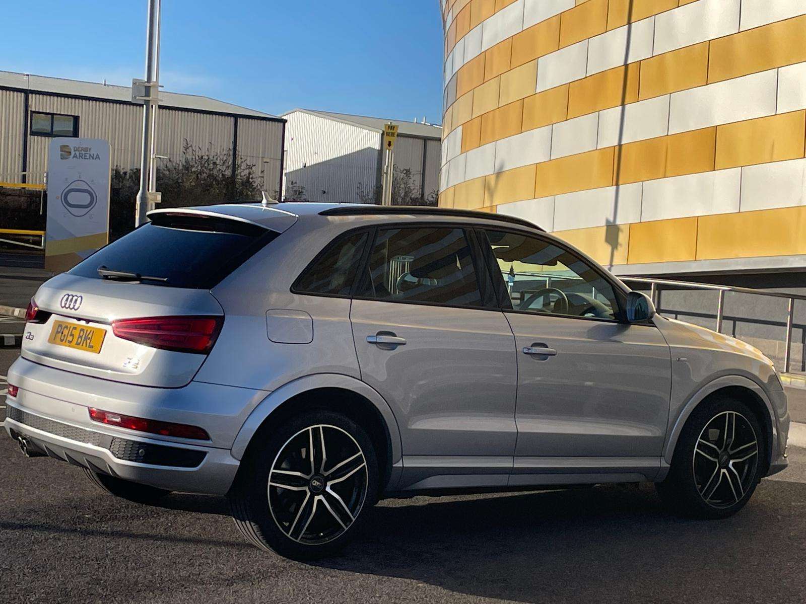 2015 AUDI Q3 2015 AUDI Q3