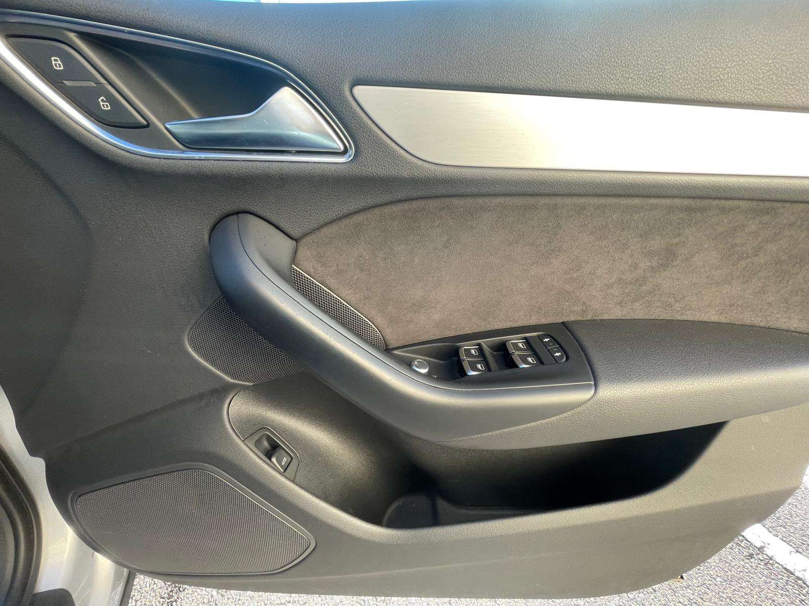 2015 AUDI Q3 2015 AUDI Q3