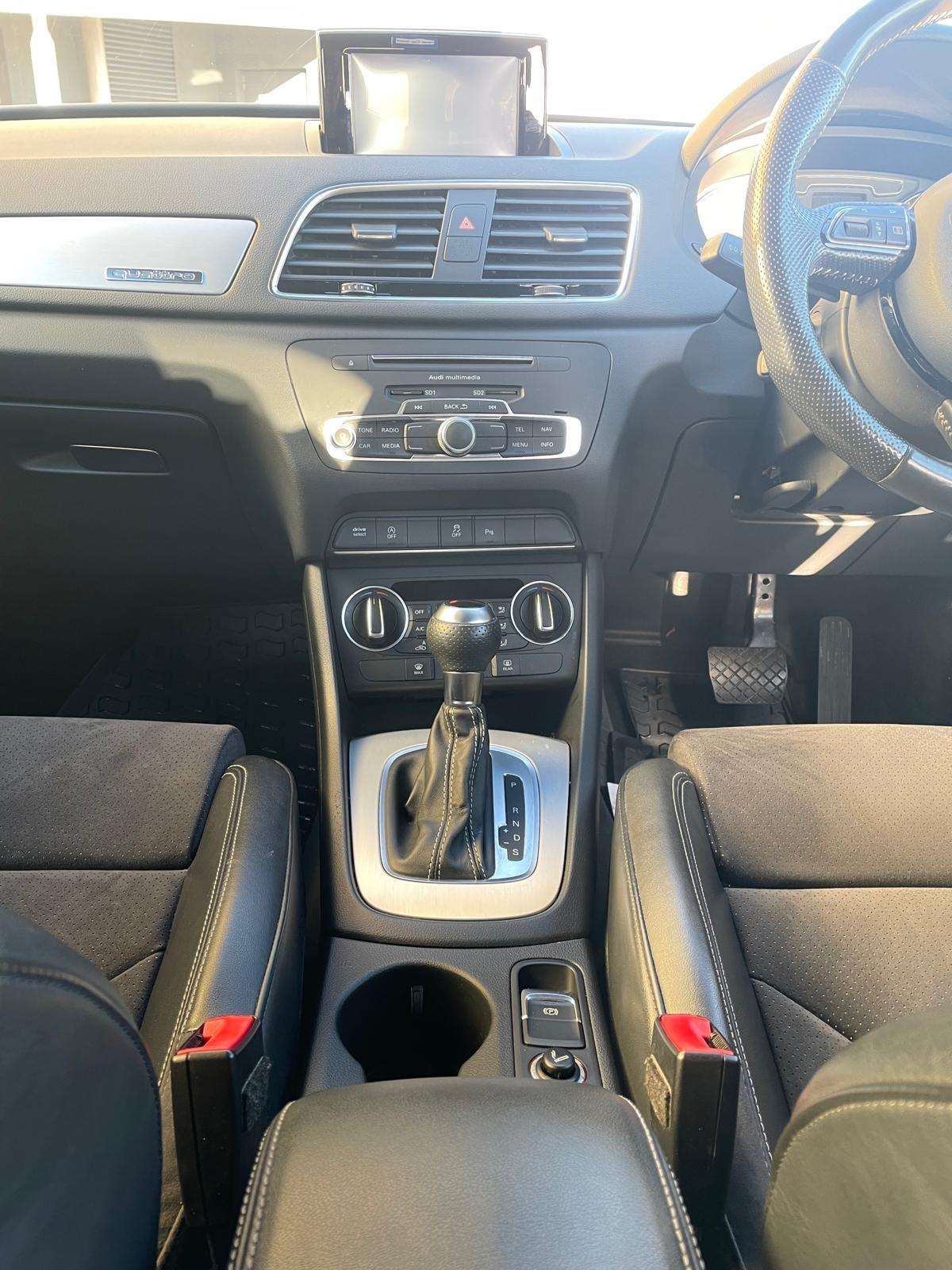 2015 AUDI Q3 2015 AUDI Q3