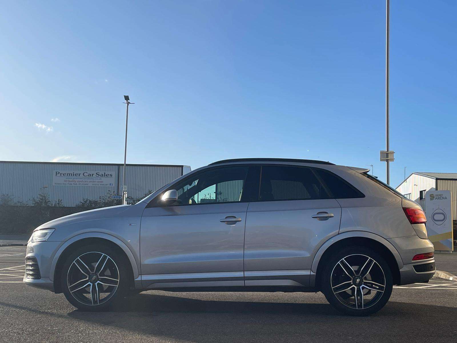2015 AUDI Q3 2015 AUDI Q3