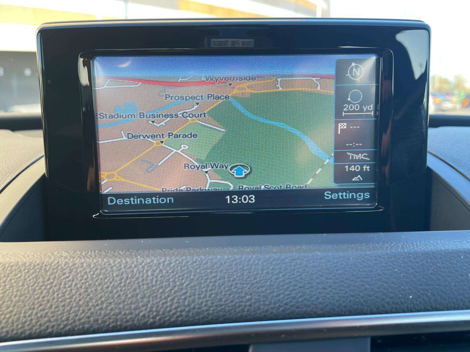 2015 AUDI Q3 2015 AUDI Q3