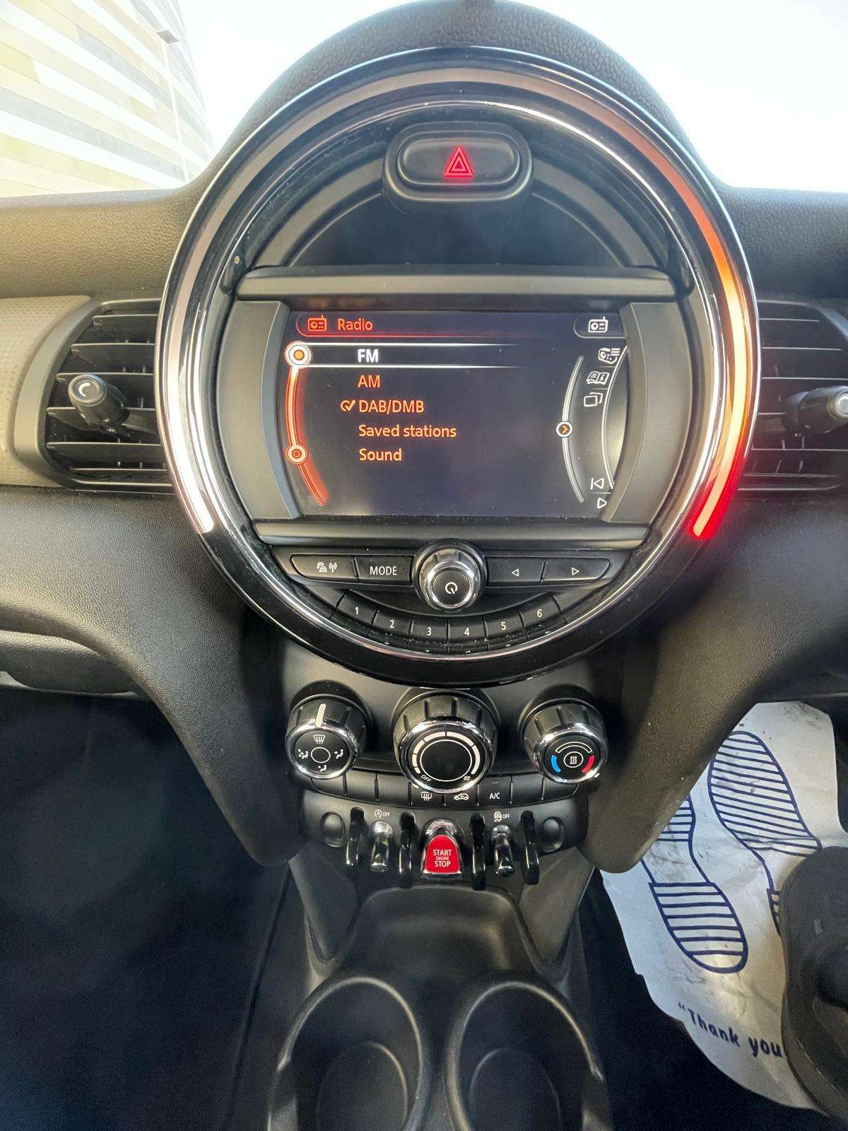 A 2017 MINI HATCH 1.5 Cooper Hatchback 5dr Petrol Manual Euro 6 (s/s) (136 ps) A 2017 MINI HATCH 1.5 Cooper Hatchback 5dr Petrol Manual Euro 6 (s/s) (136 ps)