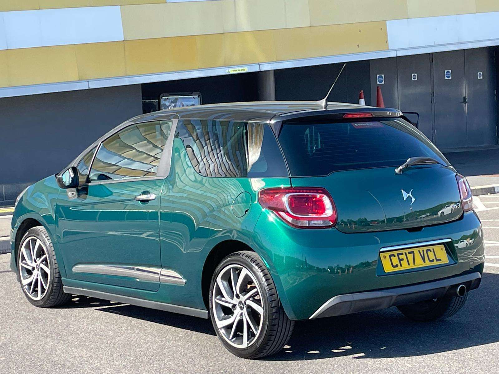 2017 DS AUTOMOBILES DS 3 2017 DS AUTOMOBILES DS 3