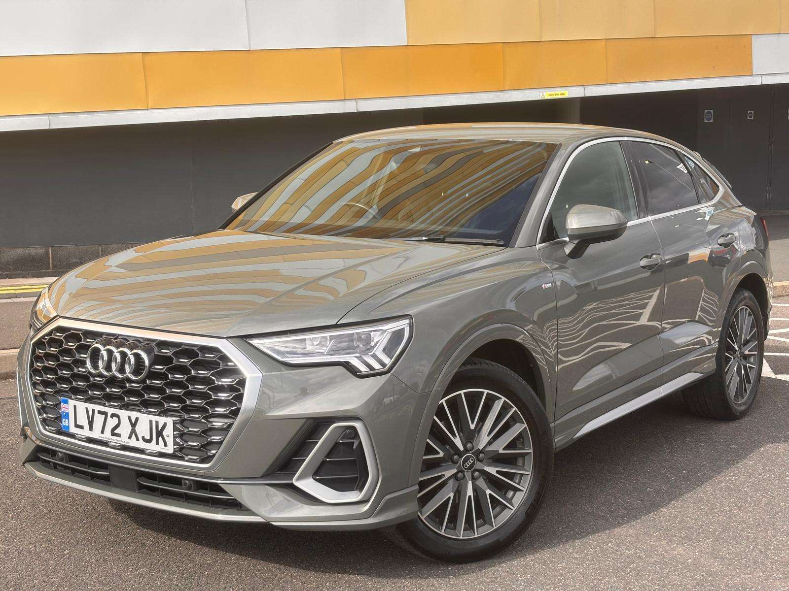 2022 AUDI Q3 2022 AUDI Q3