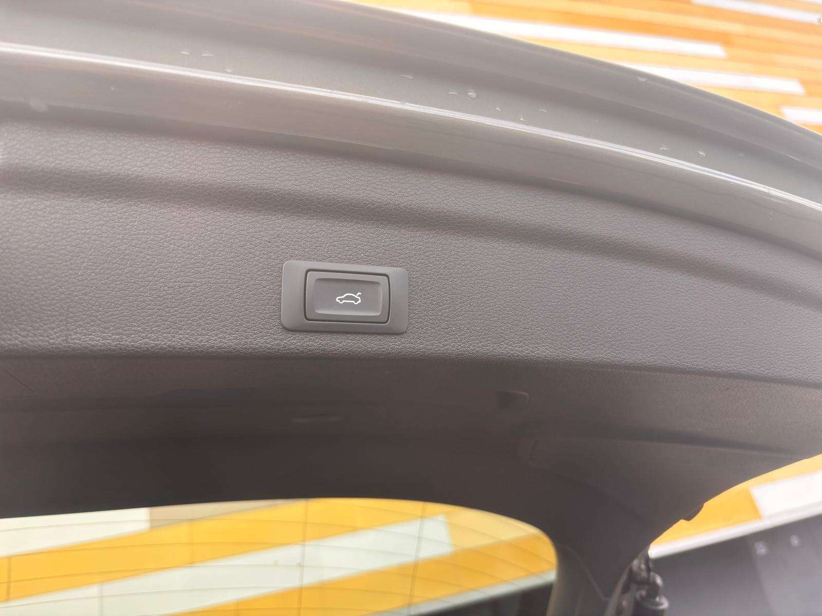 2022 AUDI Q3 2022 AUDI Q3