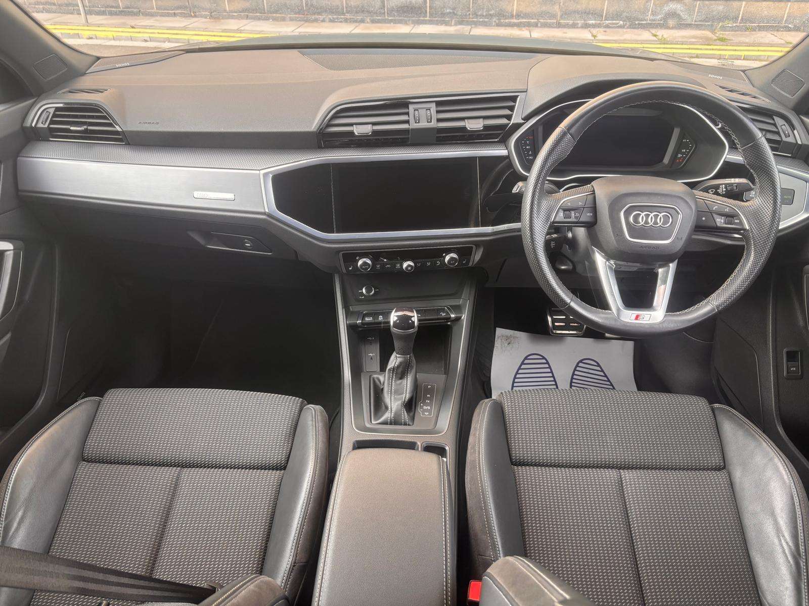 2022 AUDI Q3 2022 AUDI Q3