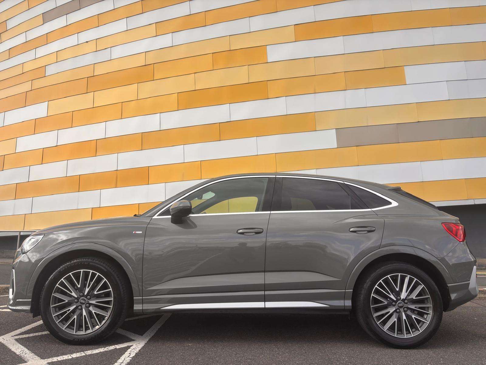 2022 AUDI Q3 2022 AUDI Q3