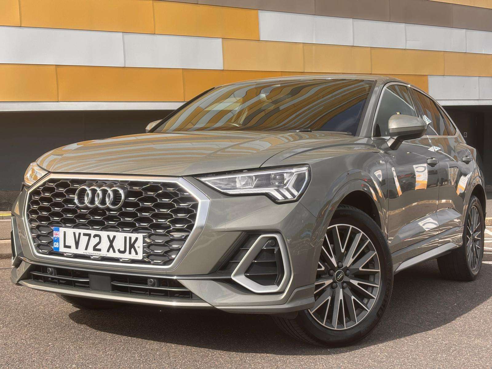 2022 AUDI Q3 2022 AUDI Q3