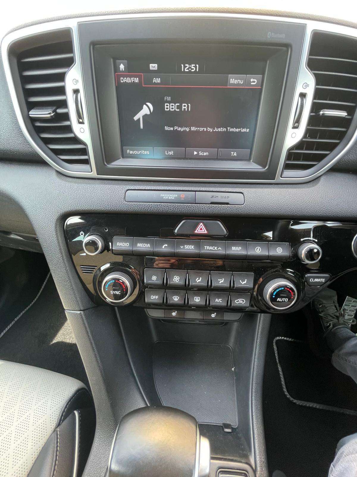 2017 KIA SPORTAGE 2017 KIA SPORTAGE