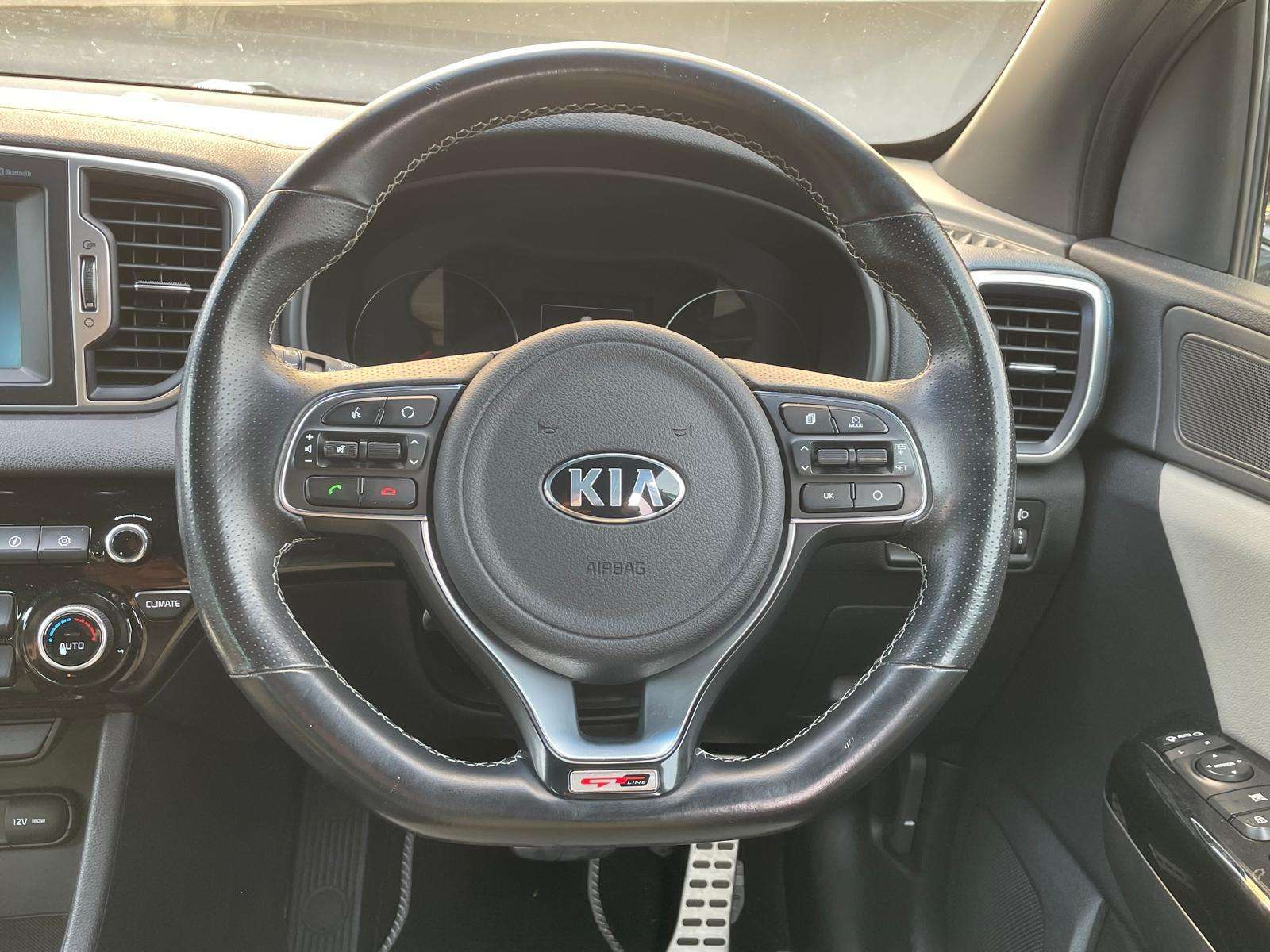 2017 KIA SPORTAGE 2017 KIA SPORTAGE
