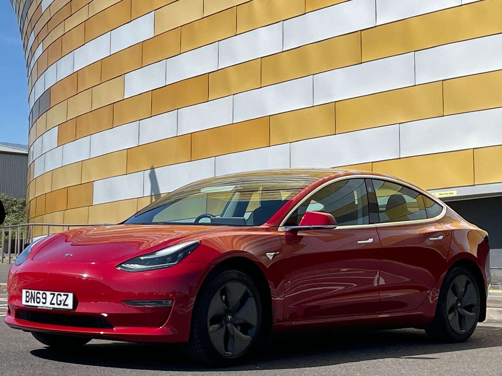 2019 TESLA MODEL 3 2019 TESLA MODEL 3