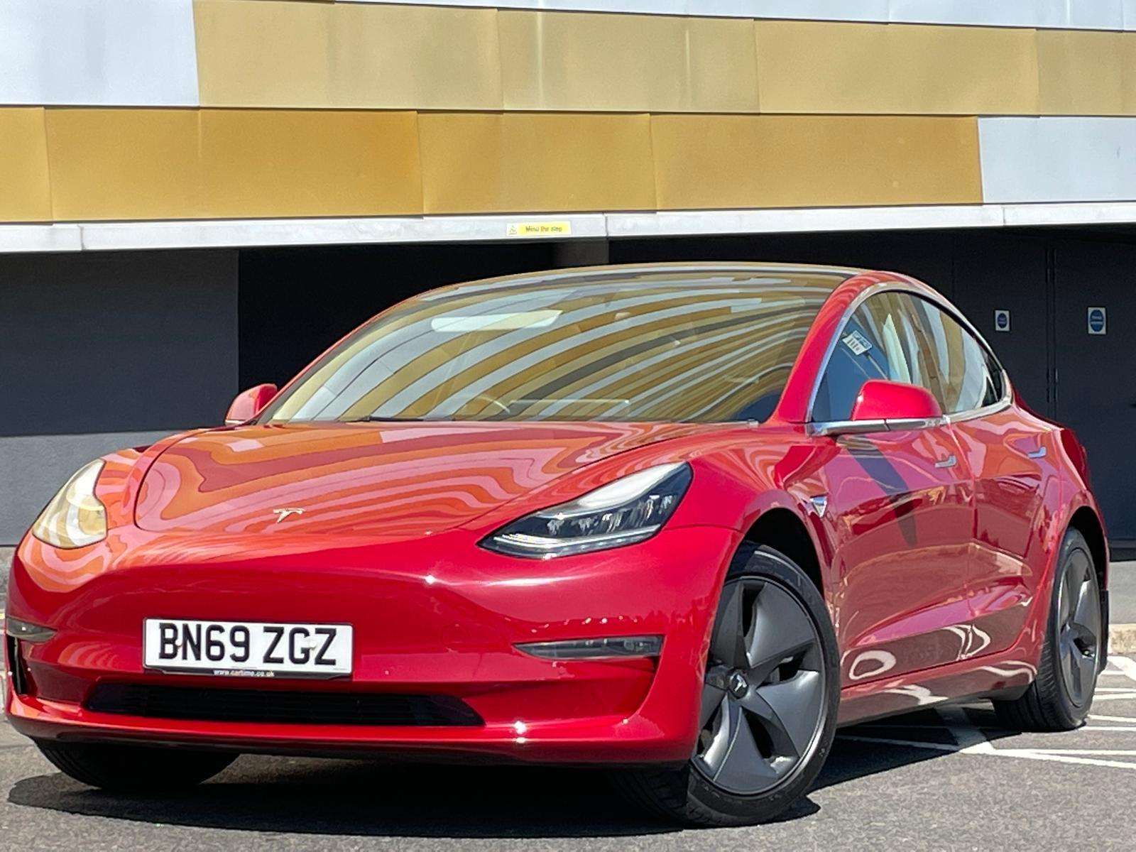 2019 TESLA MODEL 3 2019 TESLA MODEL 3