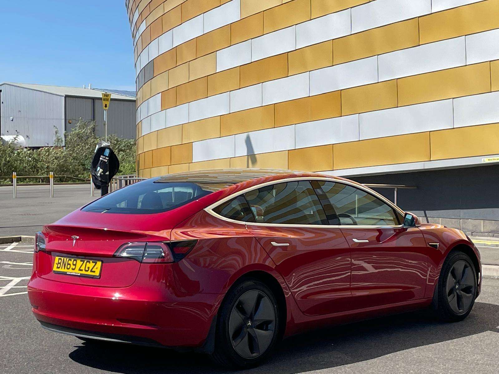 2019 TESLA MODEL 3 2019 TESLA MODEL 3